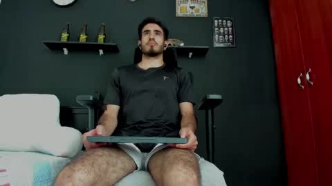 Snapshot of emma_muscle_ chatting on 09-17-25, 03:57 emma online show from 09-17-25, 03:57