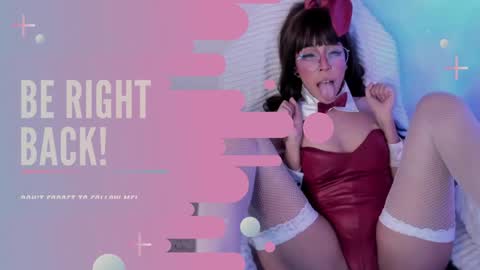 Snapshot of emma_nakamura chatting on 02-06-25, 01:10 online show from 02-06-25, 01:10