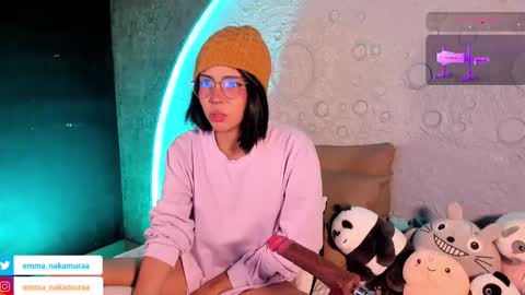 Snapshot of emma_nakamura chatting on 03-10-25, 10:26 online show from 03-10-25, 10:26