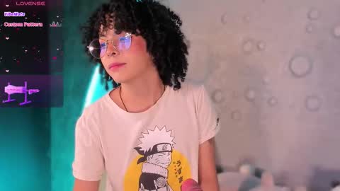 Snapshot of emma_nakamura chatting on 09-29-25, 10:42 online show from 09-29-25, 10:42