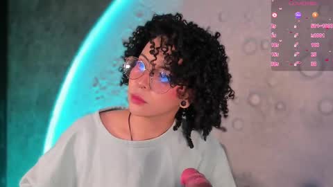 Snapshot of emma_nakamura chatting on 10-03-25, 10:12 online show from 10-03-25, 10:12