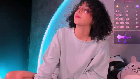 Snapshot of emma_nakamura chatting on 11-06-25, 10:16 online show from 11-06-25, 10:16