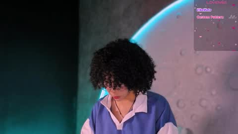 Snapshot of emma_nakamura chatting on 11-17-25, 10:10 online show from 11-17-25, 10:10