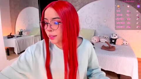 Snapshot of emma_nakamura chatting on 12-17-25, 10:10 online show from 12-17-25, 10:10