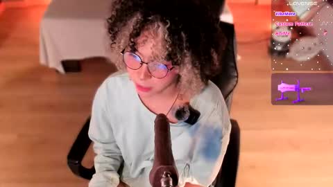     online show from 03-09-26, 10:30