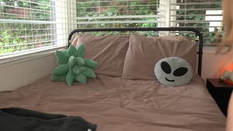 Emma Ruby online show from 12-27-24, 05:05