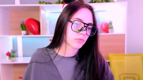 emma_swee online show from 02-20-26, 06:10