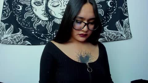 Snapshot of emma_timli1 chatting on 10-08-25, 06:16 Emma online show from 10-08-25, 06:16