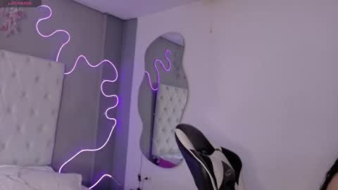 emma_visconti online show from 01-13-26, 12:43