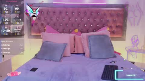 neko  online show from 11-18-25, 08:35