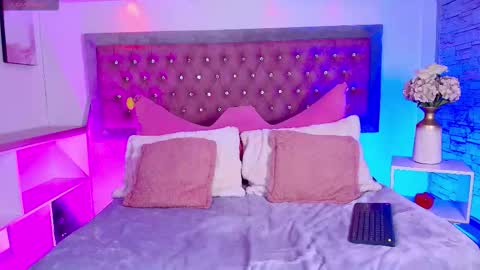 neko  online show from 01-14-26, 08:25