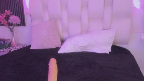 emmaa00_ online show from 03-13-26, 05:41