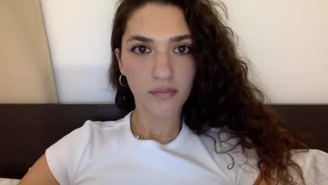 Emma online show from 01-14-25, 08:37