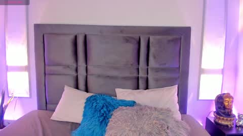 Snapshot of emmabecket2 chatting on 01-23-25, 06:49 emma becket online show from 01-23-25, 06:49