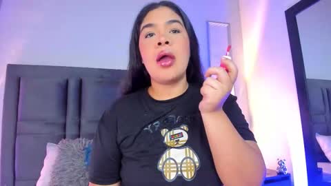 Snapshot of emmabecket2 chatting on 09-29-25, 12:21 emma becket online show from 09-29-25, 12:21