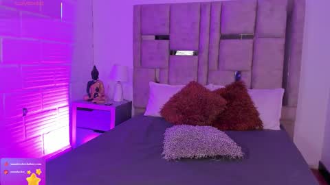 Snapshot of emmabecket2 chatting on 12-03-25, 03:25 emma becket online show from 12-03-25, 03:25