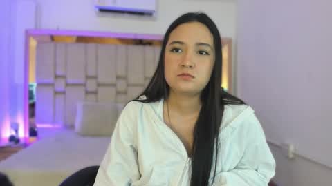 Emma online show from 11-08-25, 12:05