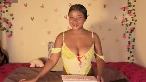 Emma online show from 07-25-26, 01:25