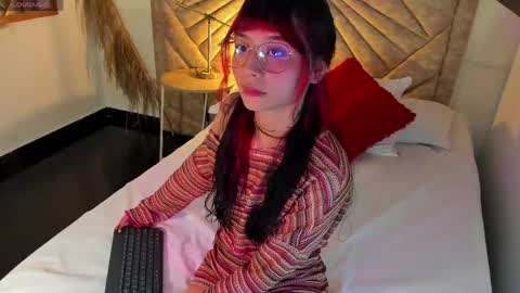           online show from 04-11-26, 07:40