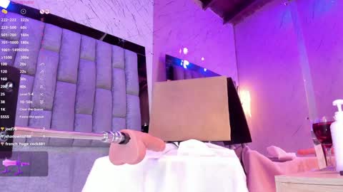 Emma Duque online show from 12-15-24, 11:20