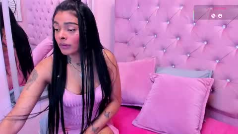 emmaebony_ online show from 09-22-25, 11:56