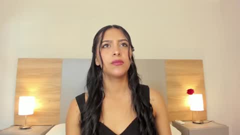 emmaespencer  online show from 07-14-26, 07:08