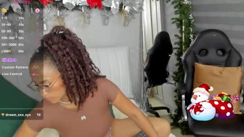  Emma Ferrary  online show from 11-28-25, 12:46