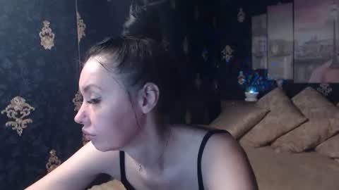 EmmaGoldX online show from 02-21-26, 07:53