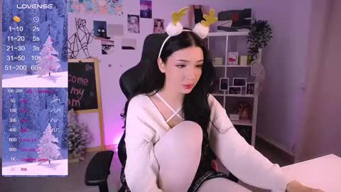 Emma online show from 12-22-24, 04:39