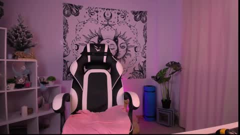 Emma online show from 01-29-25, 06:54