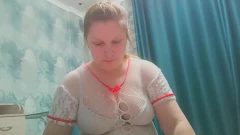 Snapshot of emmamelody944534 chatting on 09-25-25, 11:41 emmamelody online show from 09-25-25, 11:41
