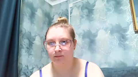emmamelody online show from 06-02-26, 05:15