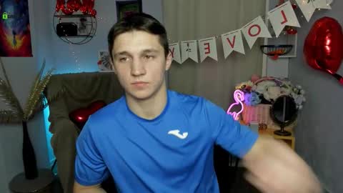 Emmi online show from 02-12-26, 07:03