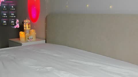 Snapshot of emmanuelleee chatting on 03-05-25, 06:12 emmanuelleee online show from 03-05-25, 06:12