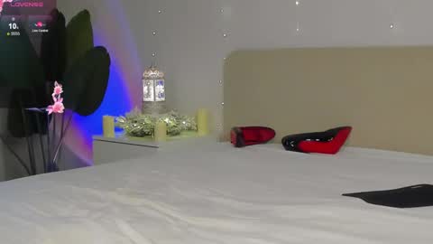 Snapshot of emmanuelleee chatting on 01-07-26, 08:17 emmanuelleee online show from 01-07-26, 08:17