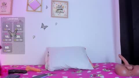 Emma Rogers online show from 09-20-25, 05:14