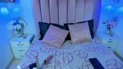 emmarogerss_ online show from 07-15-26, 04:51