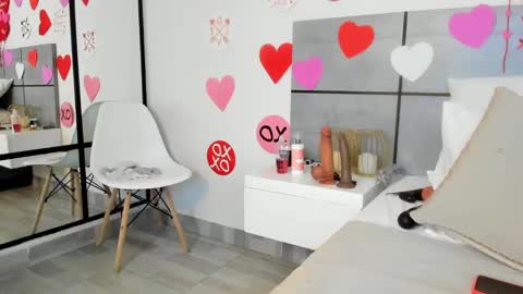  Emma  online show from 02-15-25, 05:19