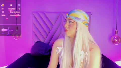 Emma online show from 12-17-25, 02:39