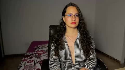Emma Torres online show from 03-01-25, 12:39