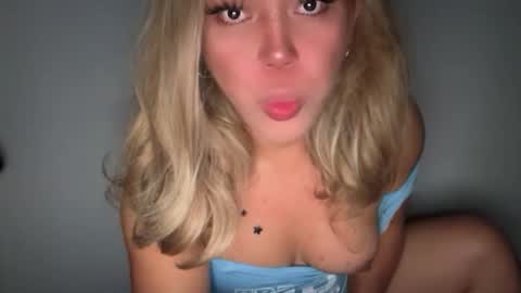 YourDreamGirl Emma  online show from 02-11-26, 11:26