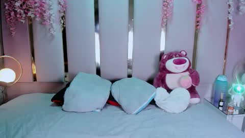 emmawilliams_2 online show from 03-29-26, 05:51