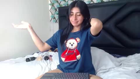  Emma  online show from 11-29-25, 04:54