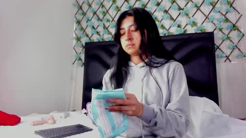  Emma  online show from 04-16-26, 12:39