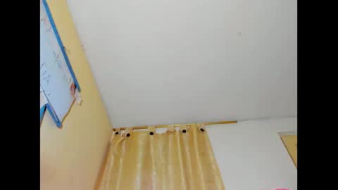 hi im emmalina welcome to your happy place online show from 03-03-25, 12:37