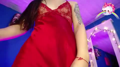 Snapshot of emmaxx7 chatting on 03-09-25, 10:30 Emma online show from 03-09-25, 10:30