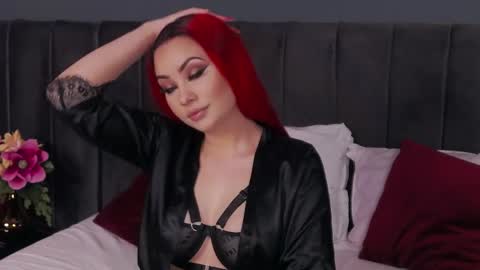 Emm online show from 03-18-26, 04:48