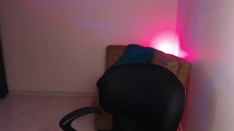 Emily  Independent model online show from 04-15-26, 02:51