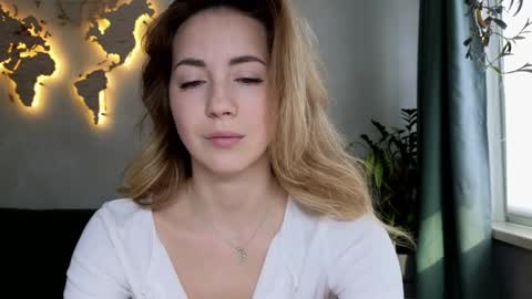 Miss Emmi online show from 02-12-26, 10:10