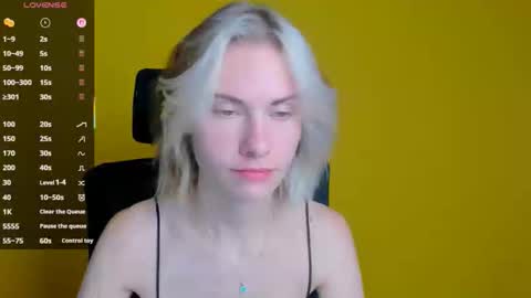 Emmi online show from 09-19-25, 11:22